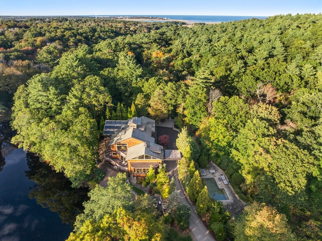 Photo: 480 Pleasant Street, Marshfield, MA