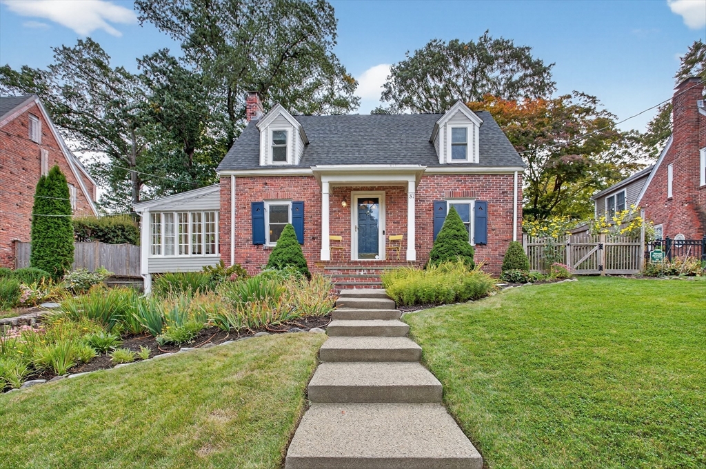 Photo: 31 Laurel Dr, Needham, MA