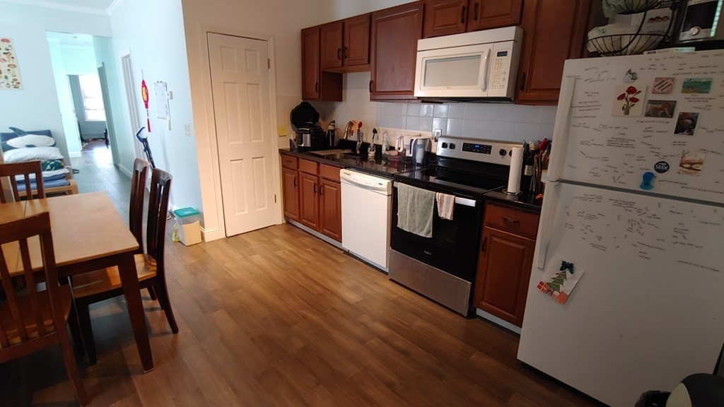 Photo: 78 Pleasant St, Cambridge, MA