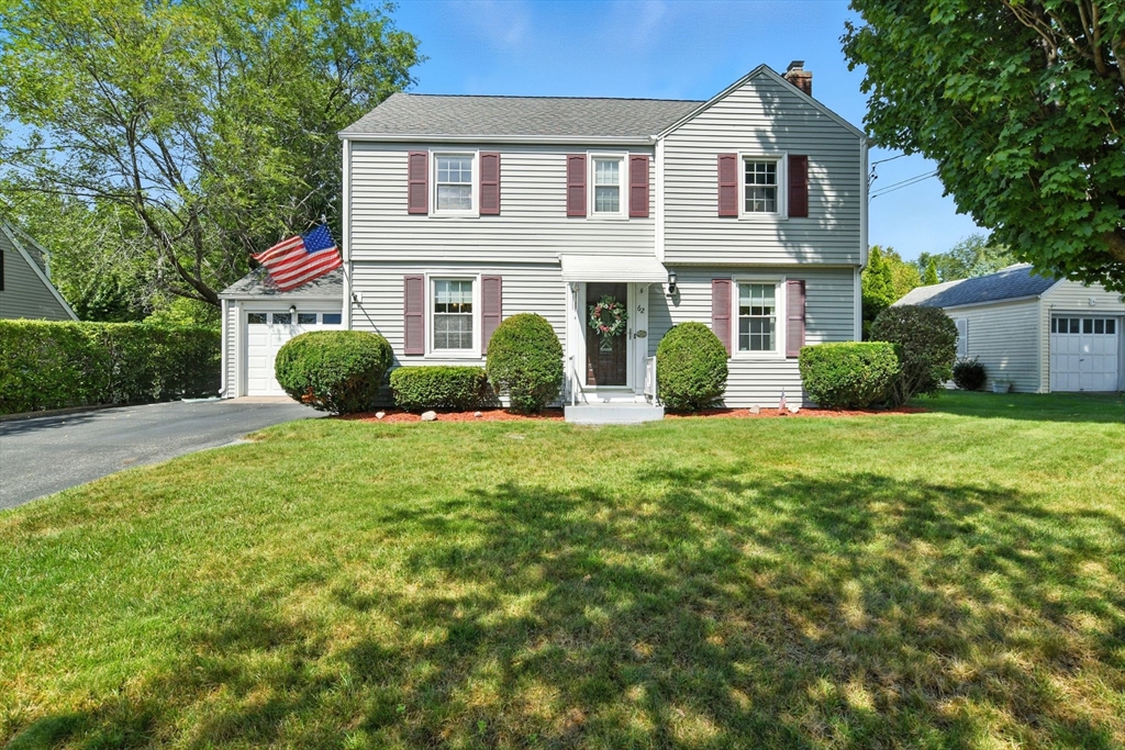 Photo: 62 Wayside St, Springfield, MA