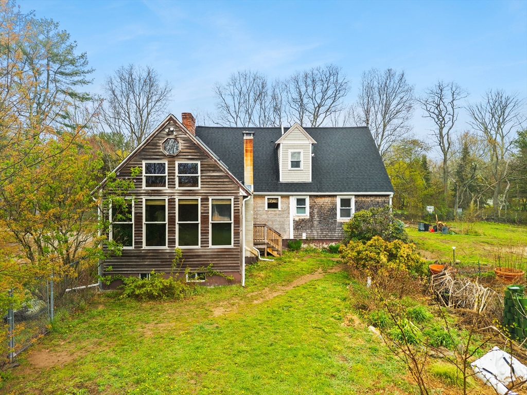 Photo: 1080 Locust, Raynham, MA