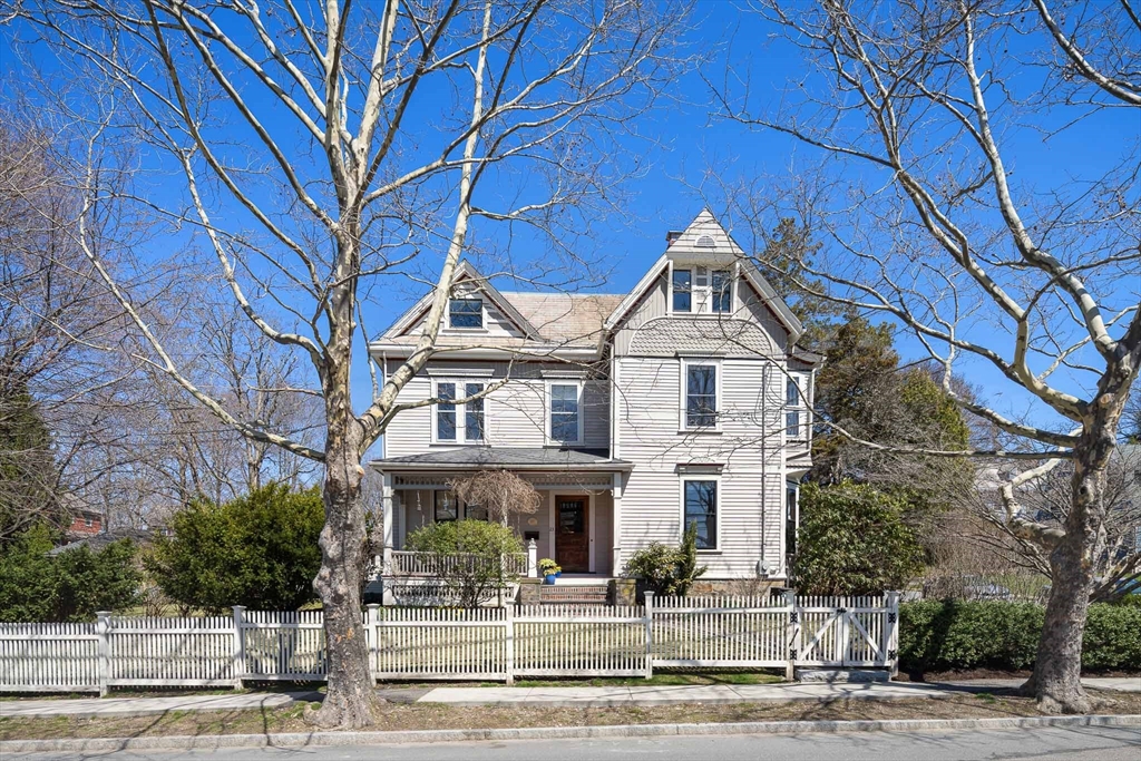 Photo: 23 Columbia Street, Watertown, MA