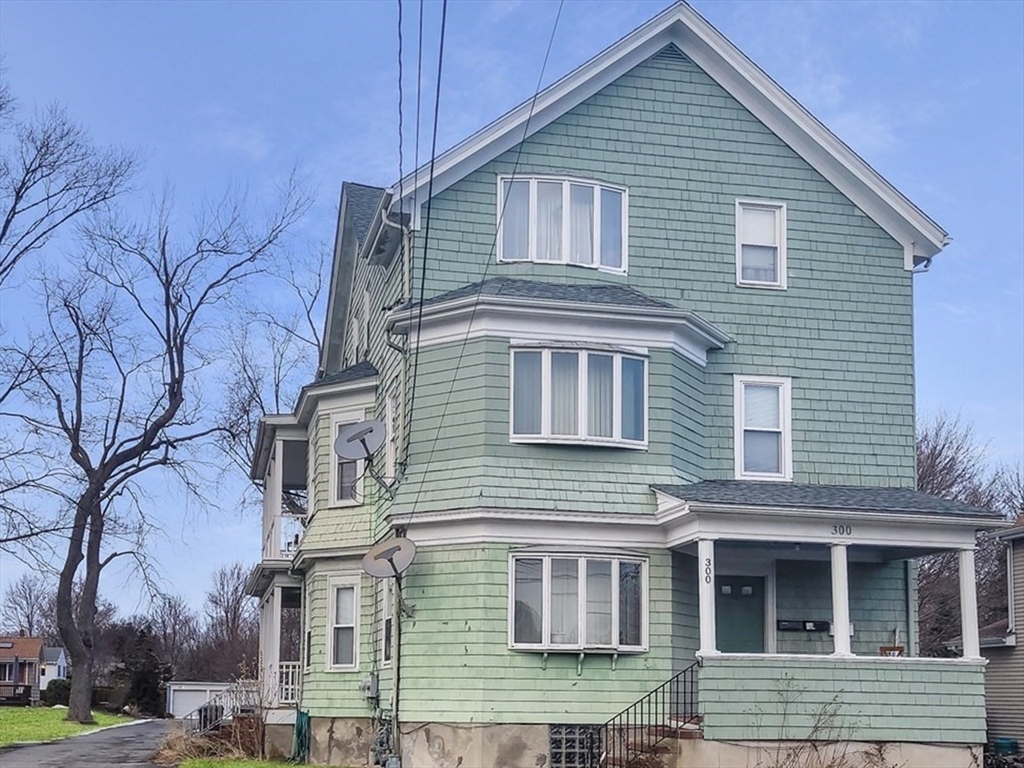 Photo: 300 Read St, Somerset, MA Photo: 300 Read St, Somerset, MA