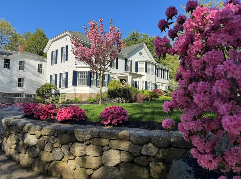 Photo: 31 Boyles St, Beverly, MA