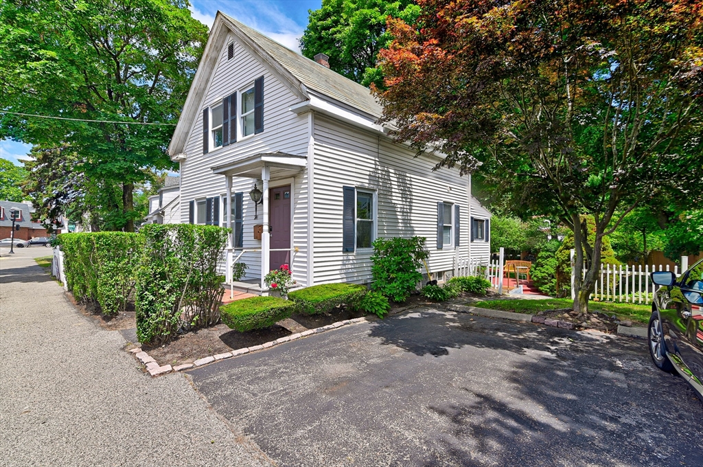 Photo: 211 Copeland St, Quincy, MA