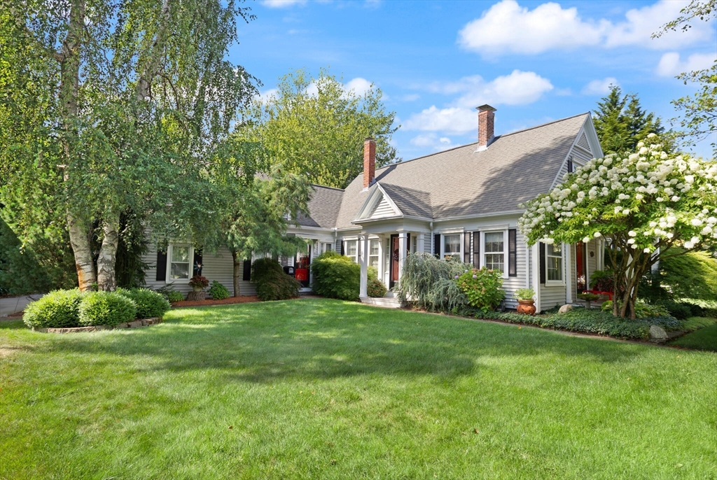 Photo: 277 School St, Whitman, MA