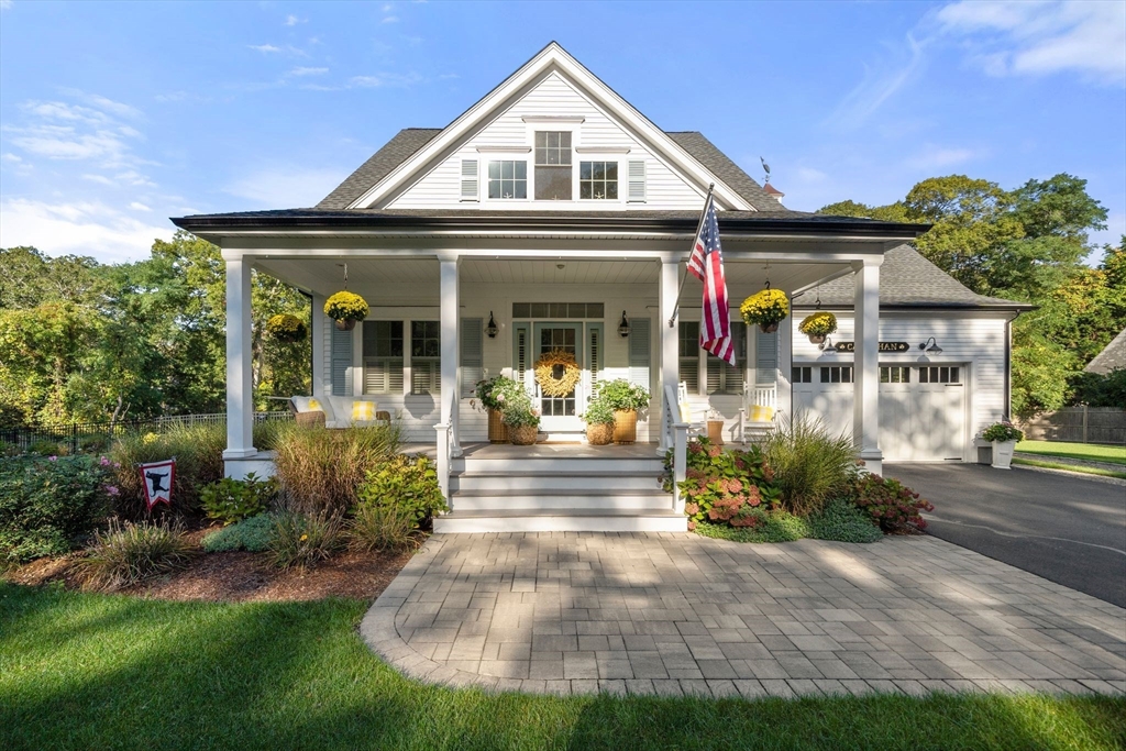 Photo: 1014 Route 6a, Yarmouth, MA