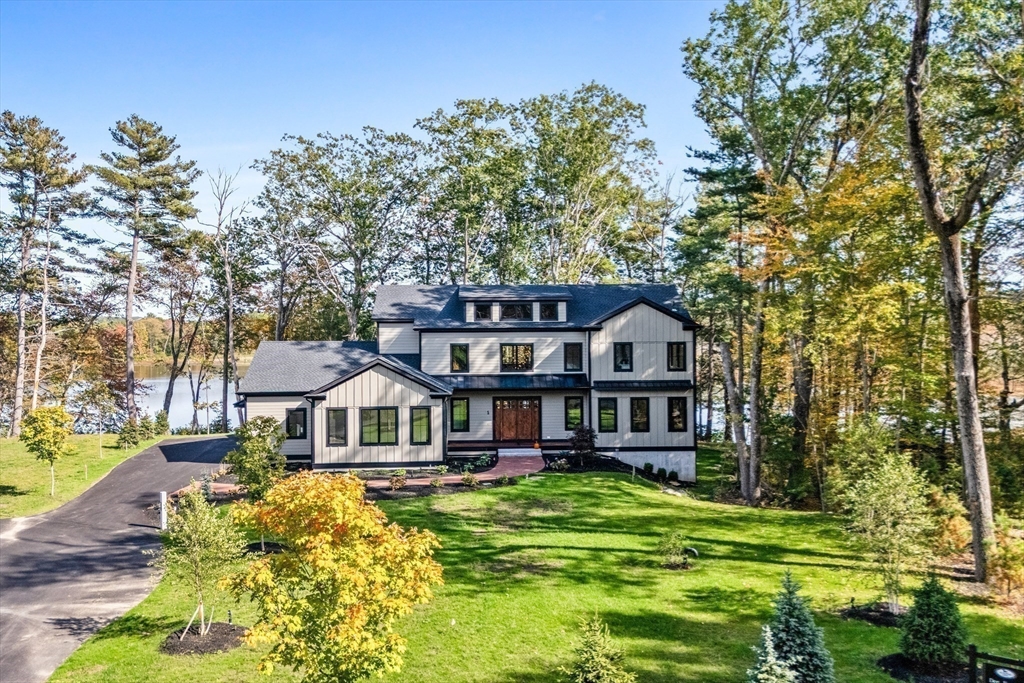 Photo: 5 Swan View Common Dr, Northborough, MA