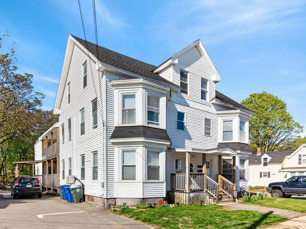 Photo: 86-88 Cottage St, Leominster, MA