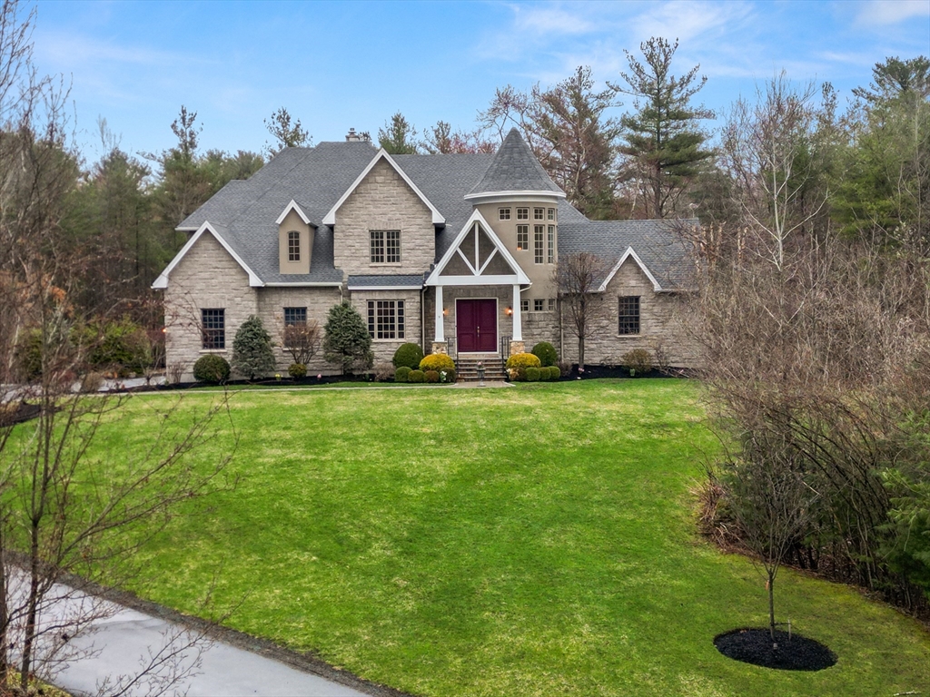 Photo: 9 Janice Ave, North Reading, MA