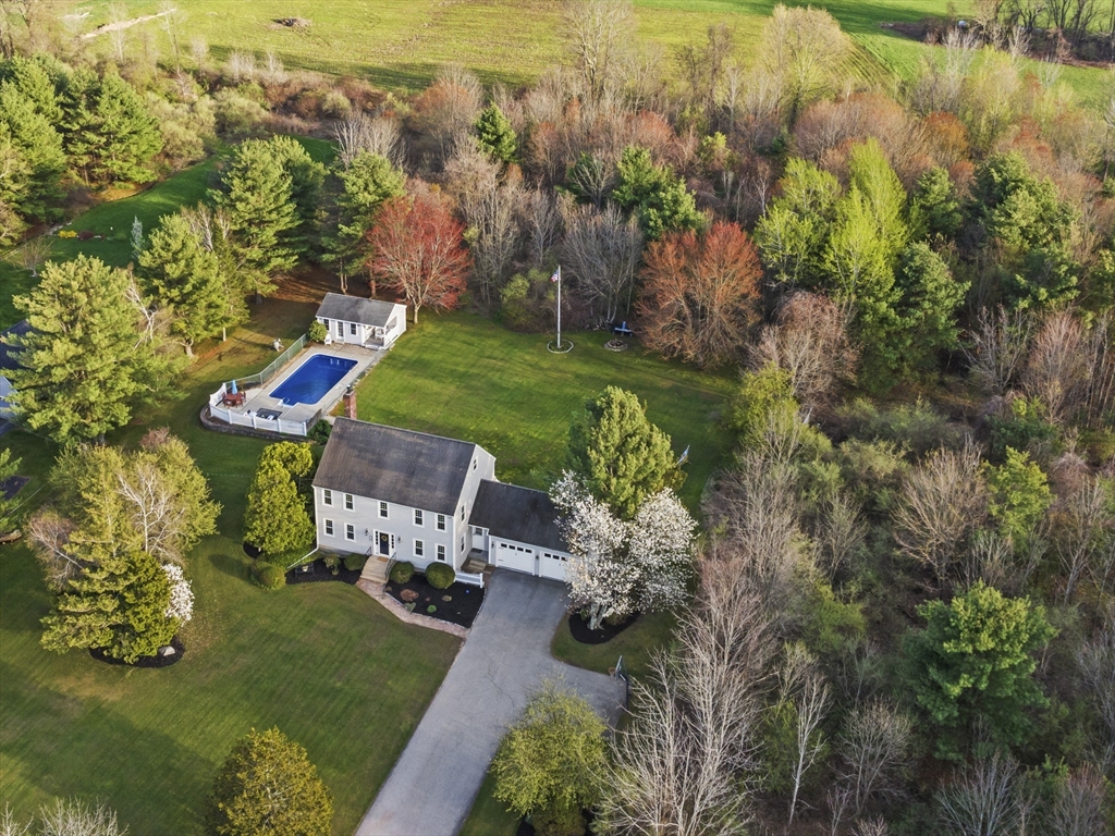 Photo: 387 West Main St, Millbury, MA