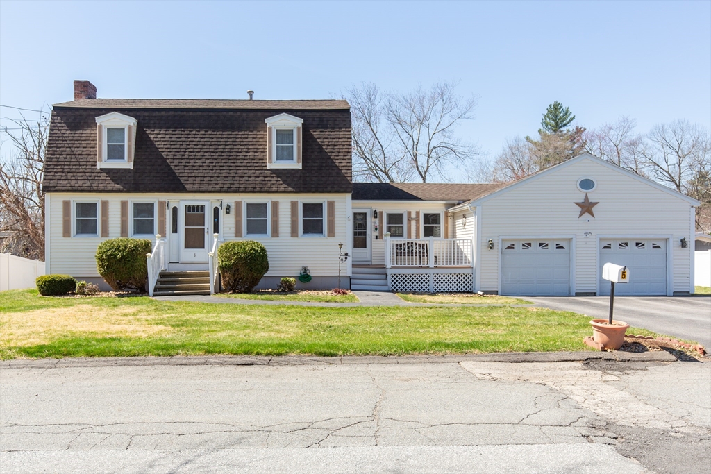 Photo: 5 Cedar Grove Ave, Tyngsborough, MA