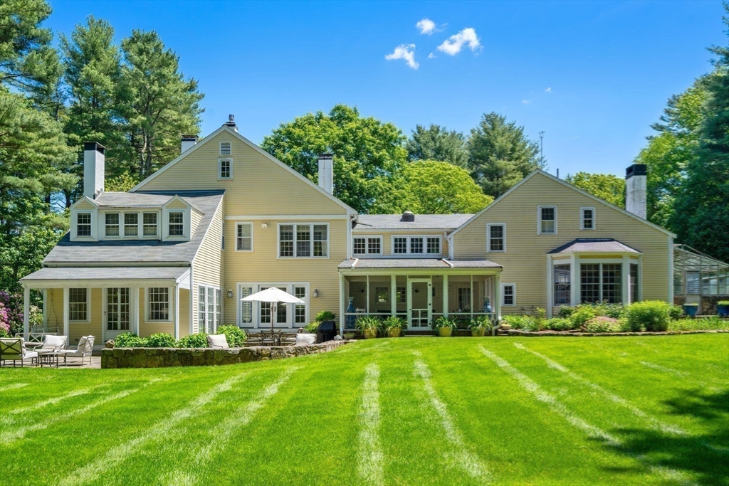 Photo: 4 Claybrook Rd, Dover, MA Photo: 4 Claybrook Rd, Dover, MA