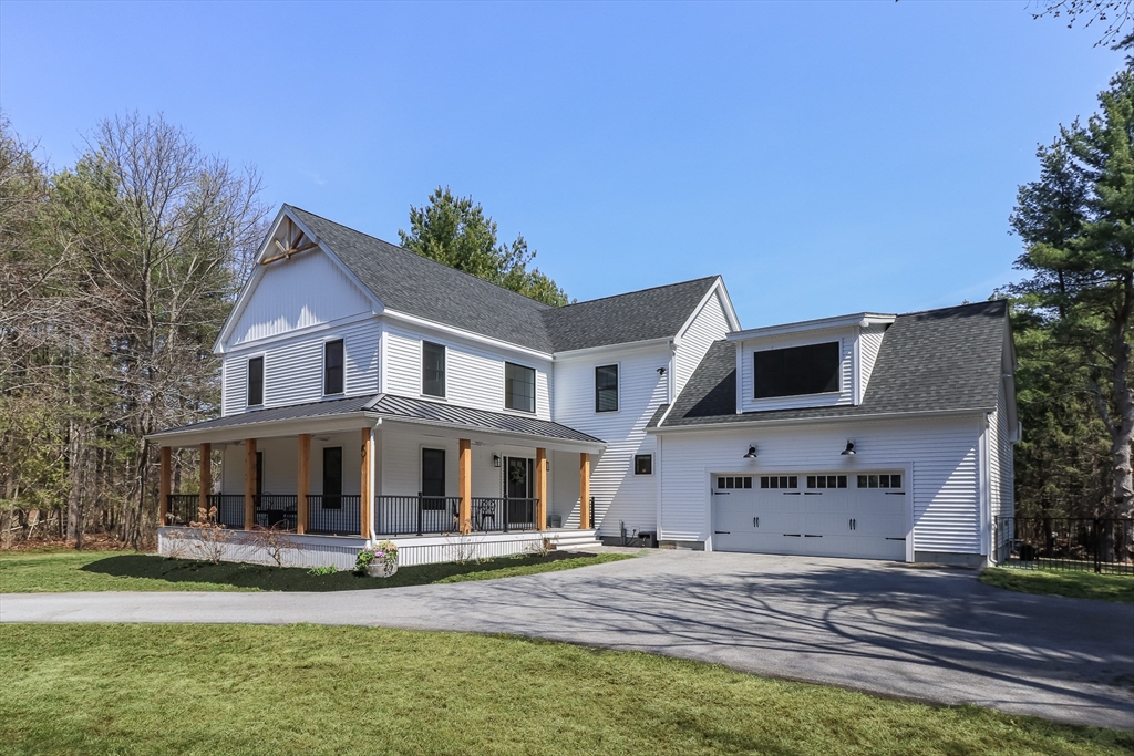 Photo: 5 Mill Street, Dunstable, MA