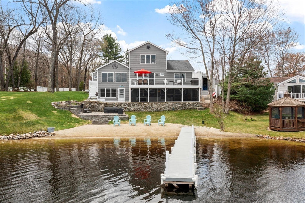 Photo: 12 Johnson St, Lunenburg, MA