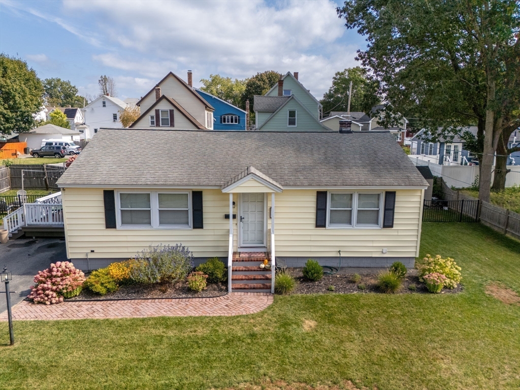 Photo: 21 Twiss St, Lowell, MA
