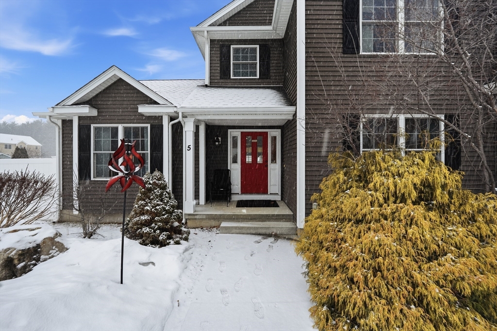 Photo: 5 Day Lily Ln, Westfield, MA Photo: 5 Day Lily Ln, Westfield, MA