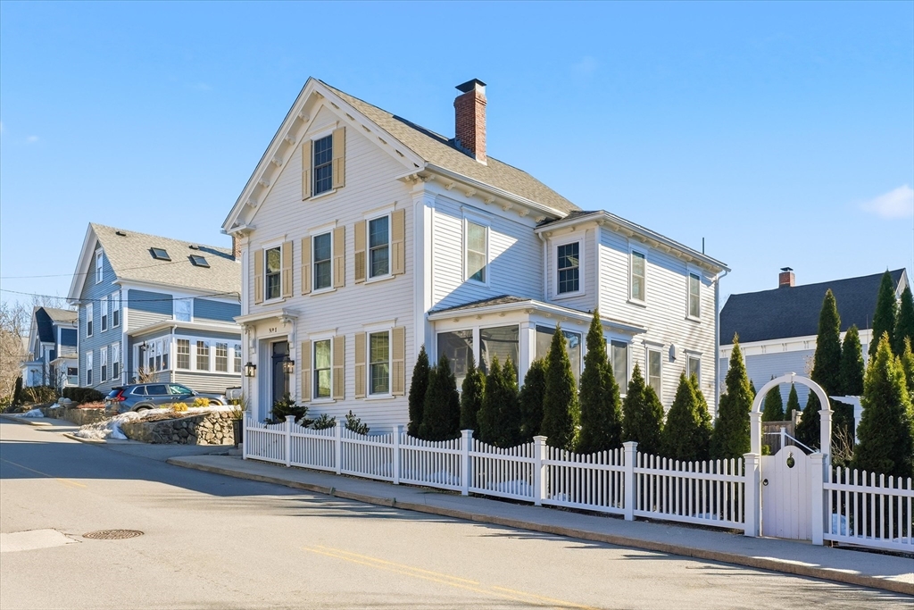 Photo: 1 Rocky Hill, Amesbury, MA Photo: 1 Rocky Hill, Amesbury, MA