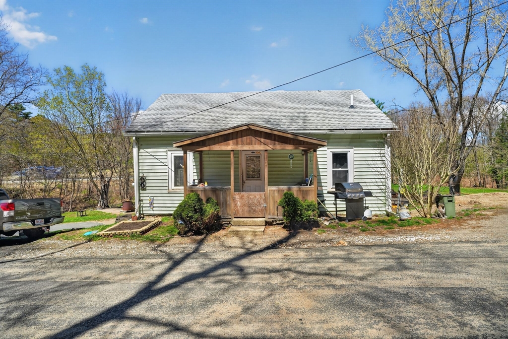 Photo: 3 Hog Hollow Rd, Buckland, MA