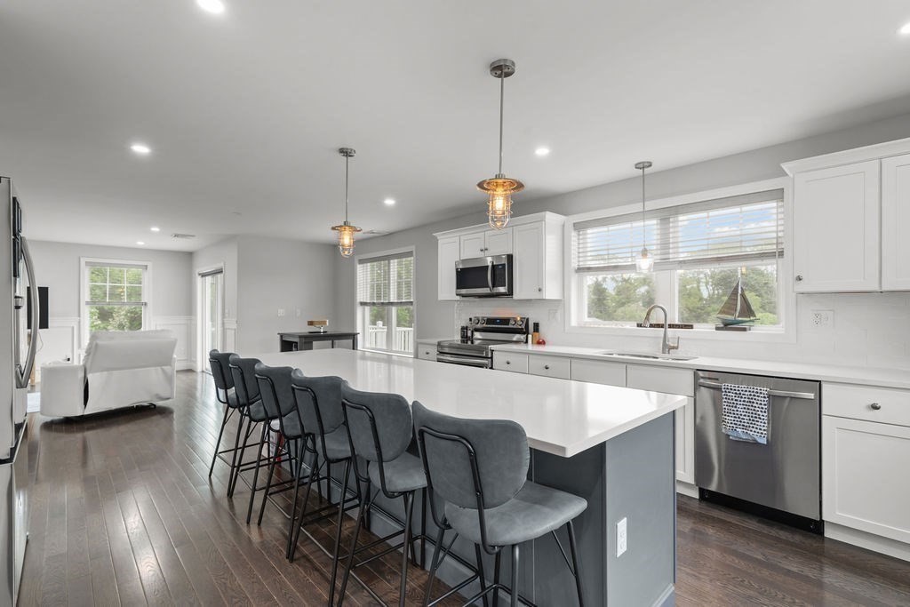 Photo: 15 Spadina, Warwick, RI