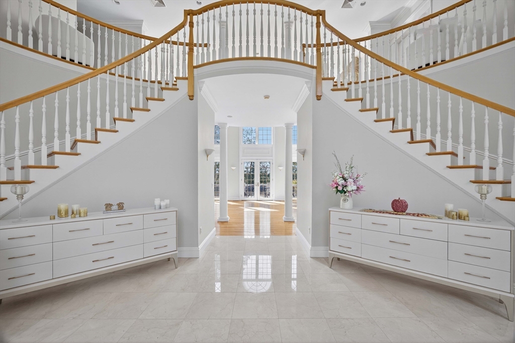 Photo: 11 Elizabeth Way, Lynnfield, MA