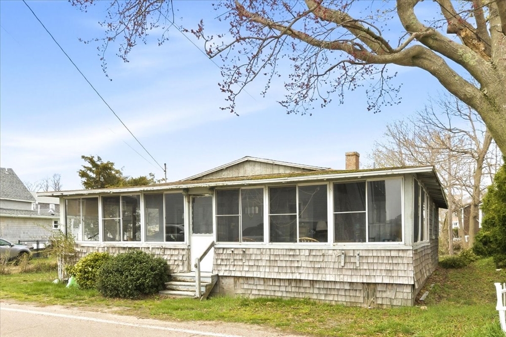 Photo: 64 Central St, Marshfield, MA