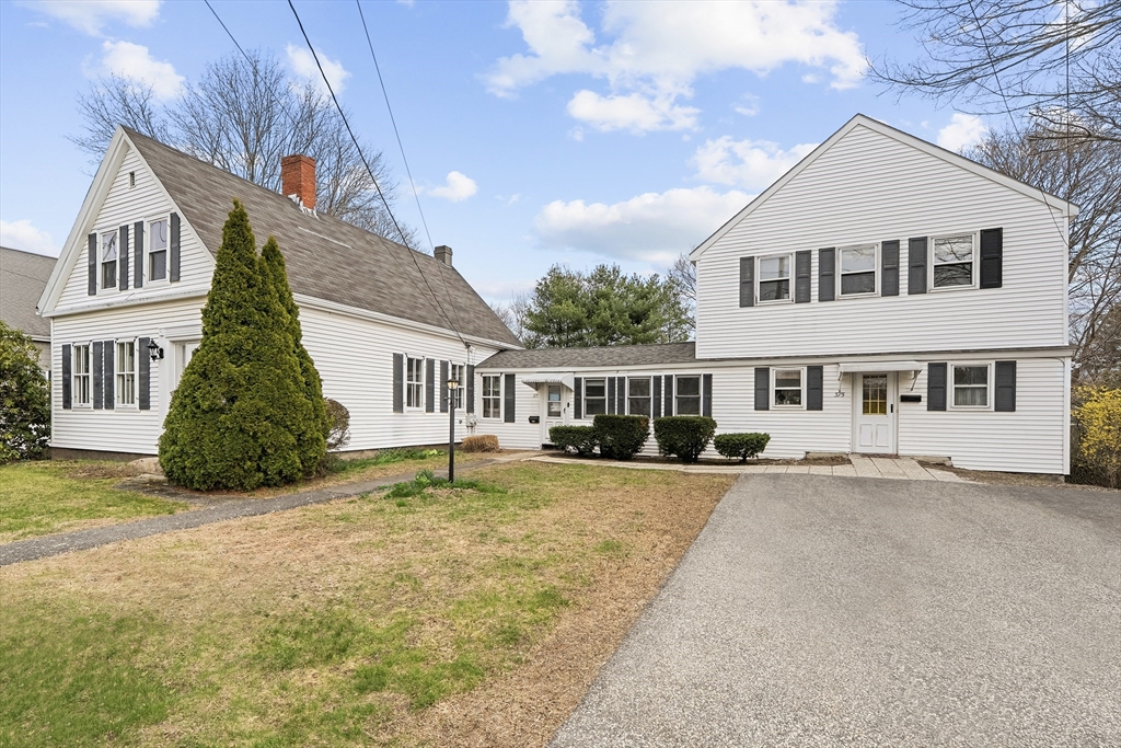 Photo: 375-379 Webster Street, Rockland, MA