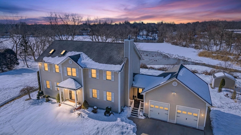 Photo: 155 Sagamore Road, Seekonk, MA