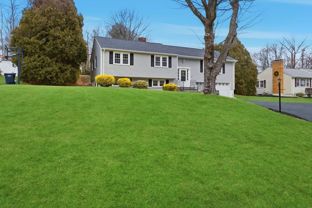 Photo: 38 Juniper, Holden, MA Photo: 38 Juniper, Holden, MA