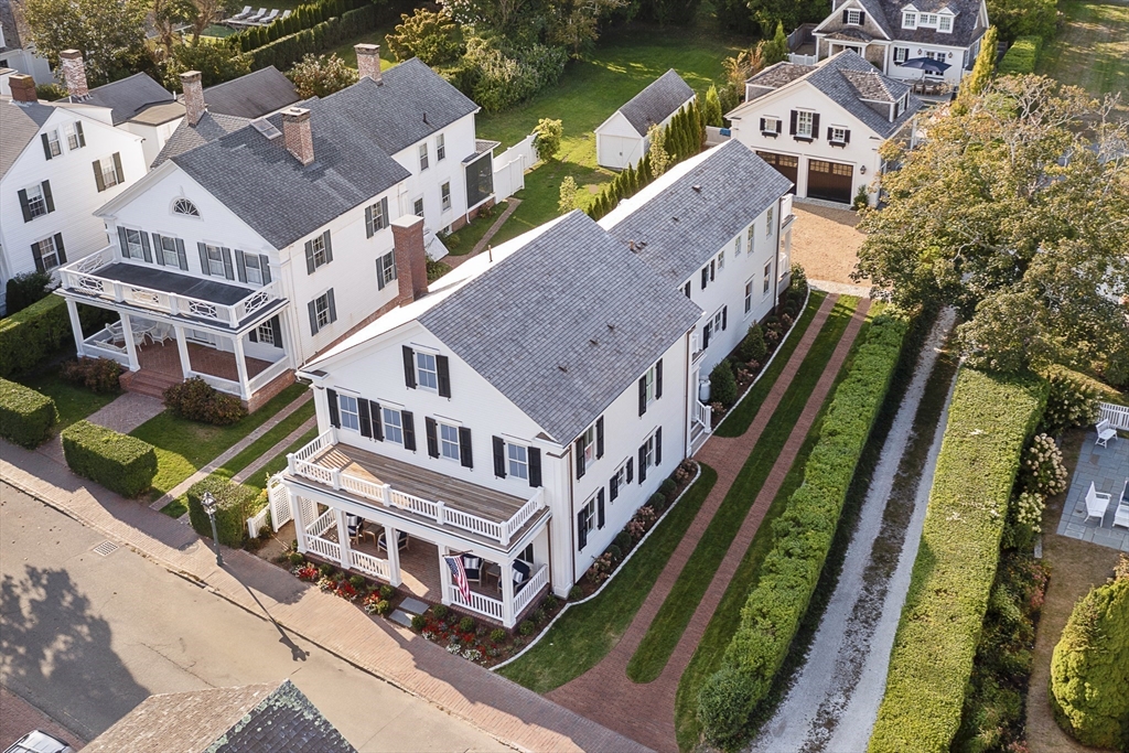 Photo: 114 North Water Street, Edgartown, MA