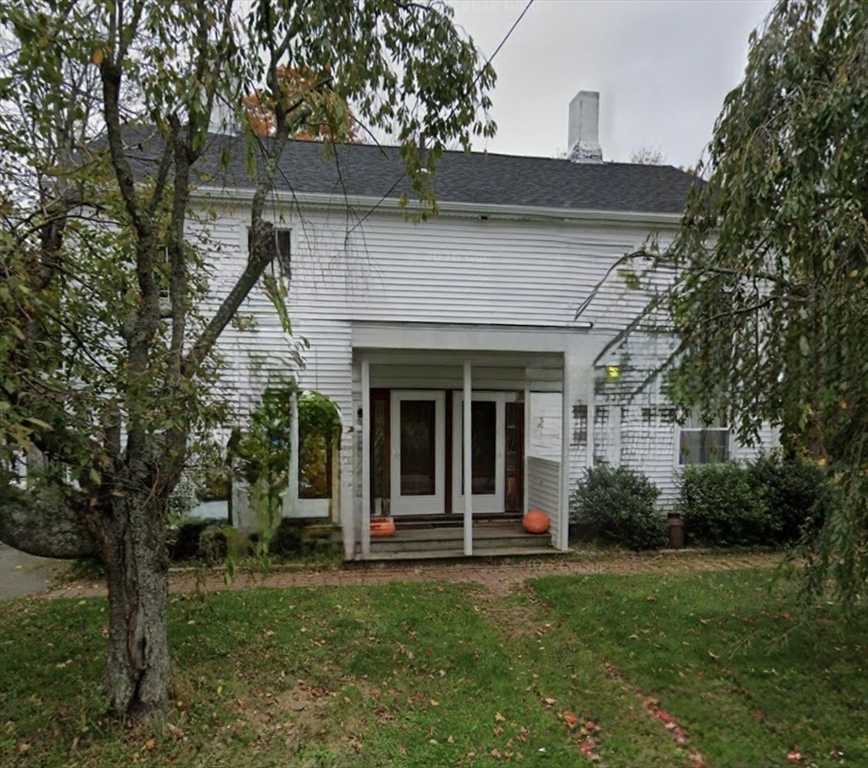 Photo: 477-479 Kenoza St, Haverhill, MA