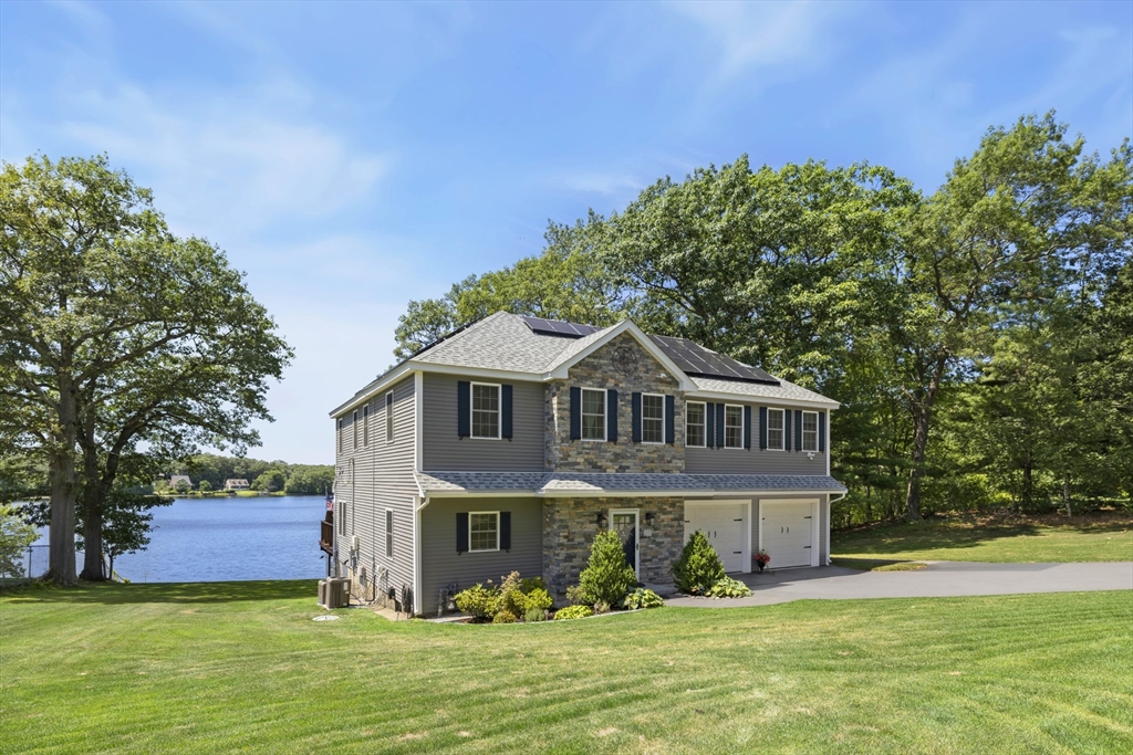 Photo: 7 Grace St, Chelmsford, MA Photo: 7 Grace St, Chelmsford, MA