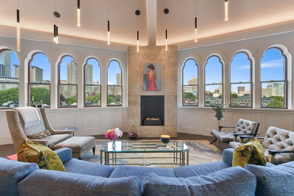 Photo: 201 W Brookline, Boston, MA Photo: 201 W Brookline, Boston, MA