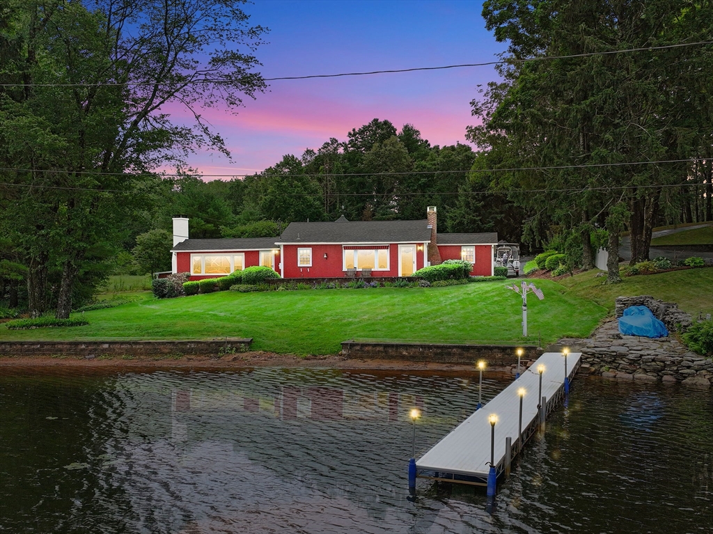Photo: 17 Moorings Way, West Brookfield, MA