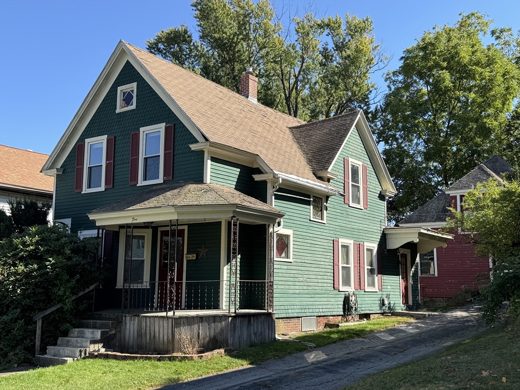 Photo: 5 Lisbon St, Worcester, MA