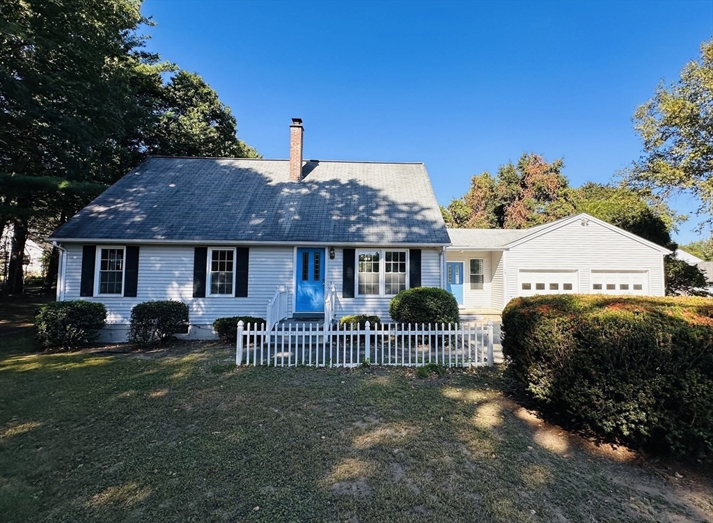 Photo: 15 S Plain Rd, Sunderland, MA