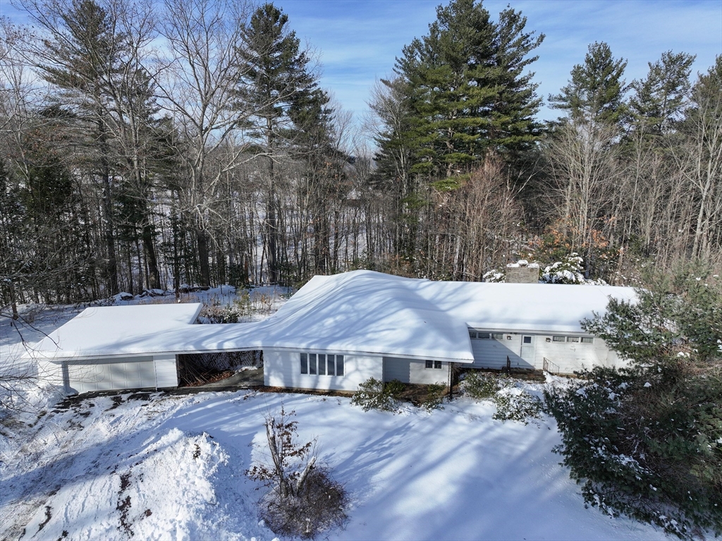 Photo: 7 Christian Ln, Whately, MA