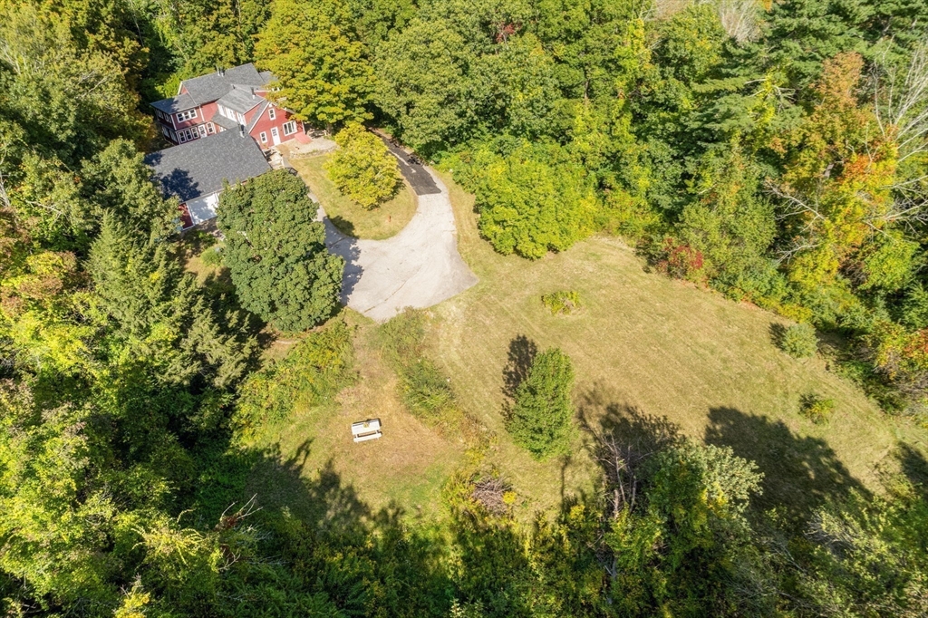 Photo: 16 Summit Ave, Sturbridge, MA