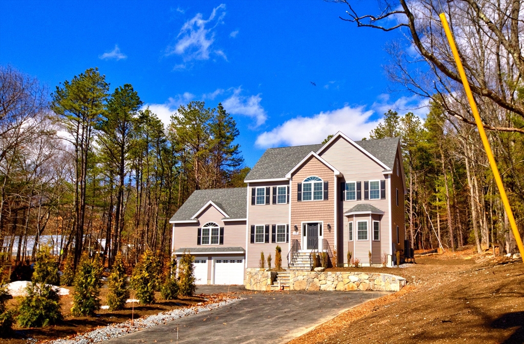 Photo: 344B Hampshire Rd, Methuen, MA