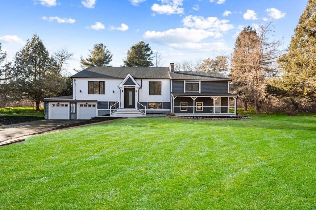 Photo: 85 Jewell St, Mansfield, MA