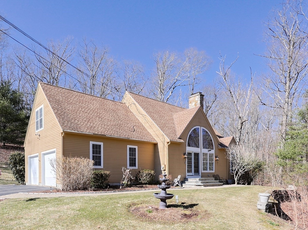 Photo: 291 Millbury Street, Auburn, MA Photo: 291 Millbury Street, Auburn, MA