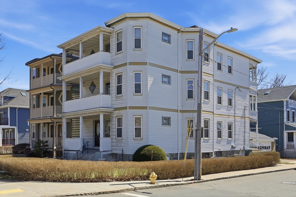 Photo: 320-322 Fellsway West, Medford, MA