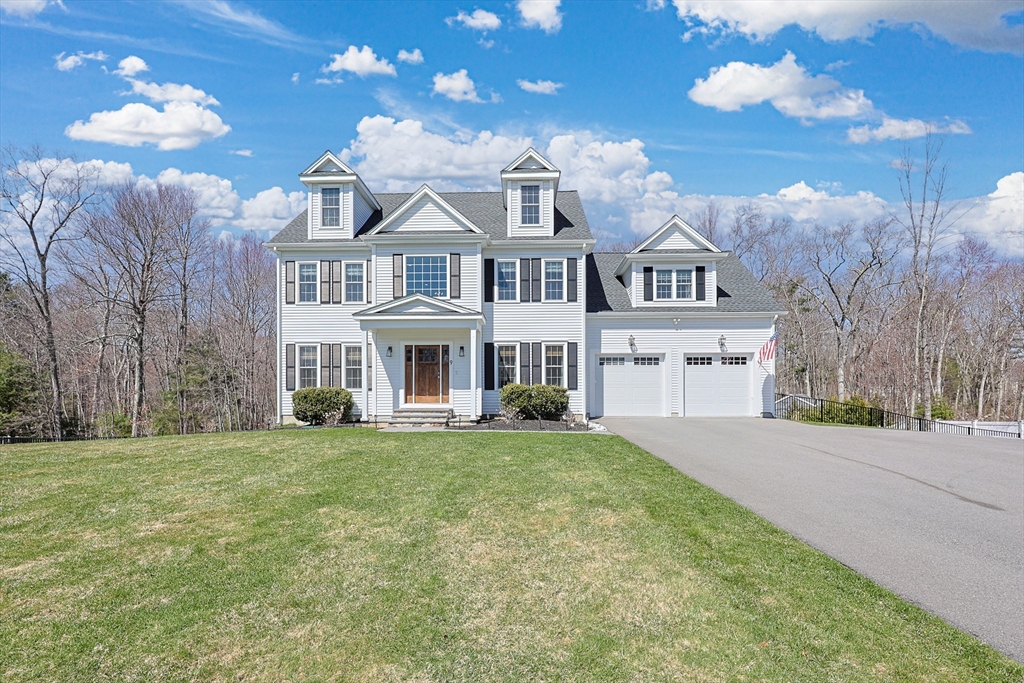 Photo: 9 Puffer Drive, Mendon, MA