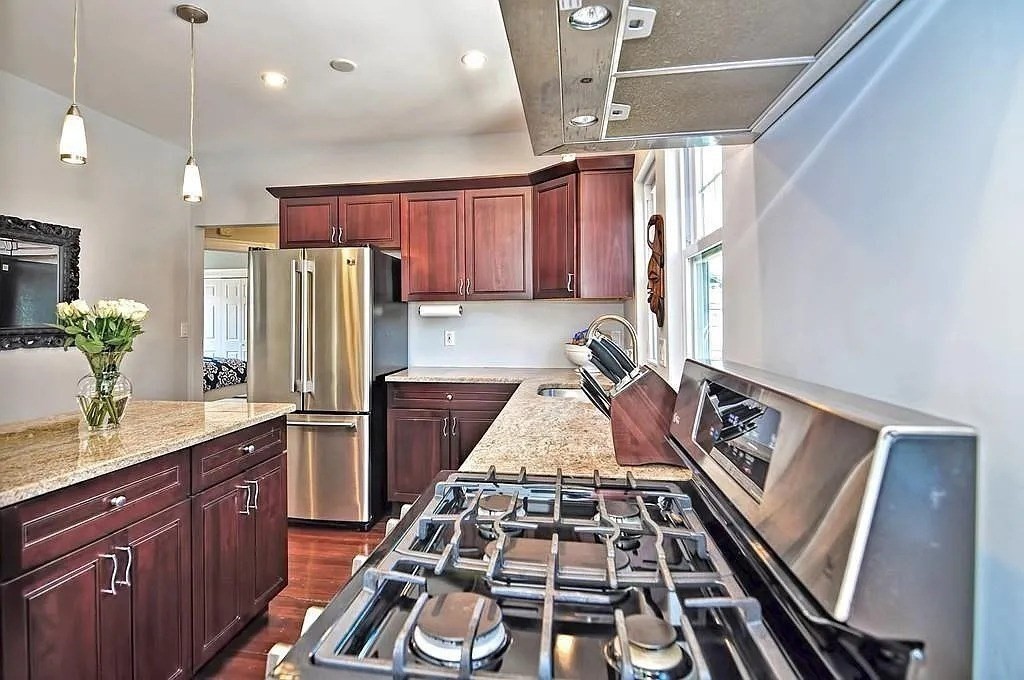 Photo: 154 West Adams, Somerville, MA