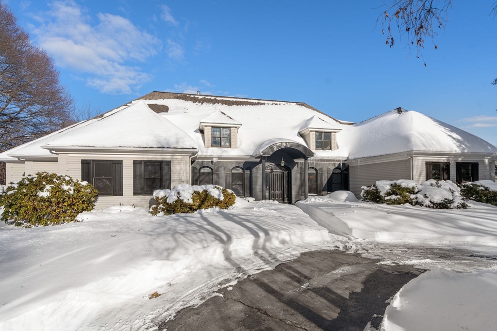 Photo: 6 Dairy Farm Ln, Wayland, MA Photo: 6 Dairy Farm Ln, Wayland, MA