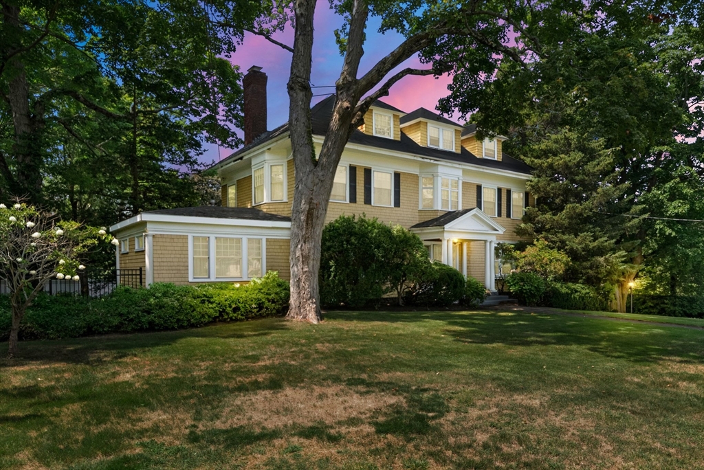 Photo: 15 Summer, Weymouth, MA