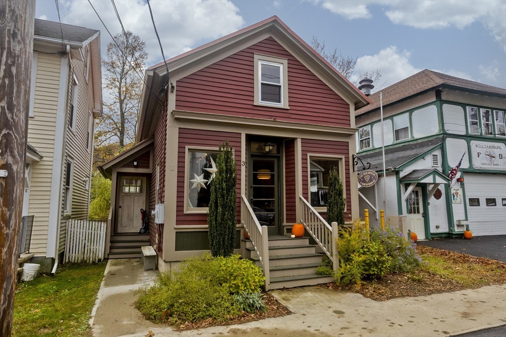 Photo: 3 North Main, Williamsburg, MA