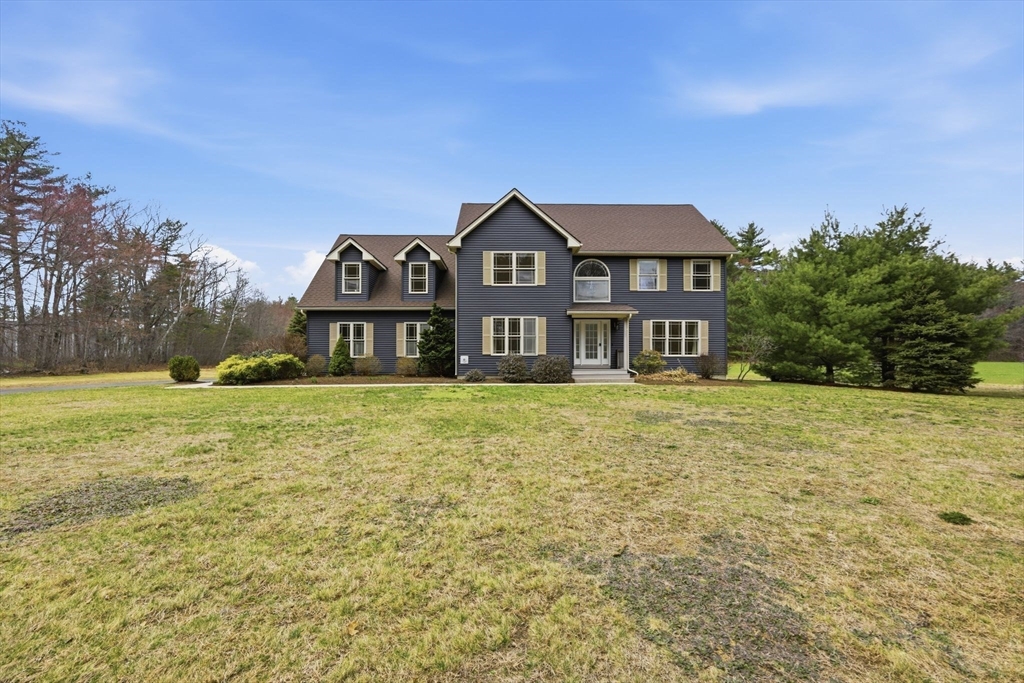 Photo: 13 Shattuck Rd, Hadley, MA