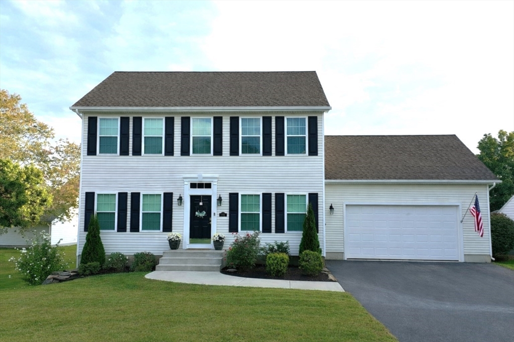 Photo: 181 Southwick St, Agawam, MA