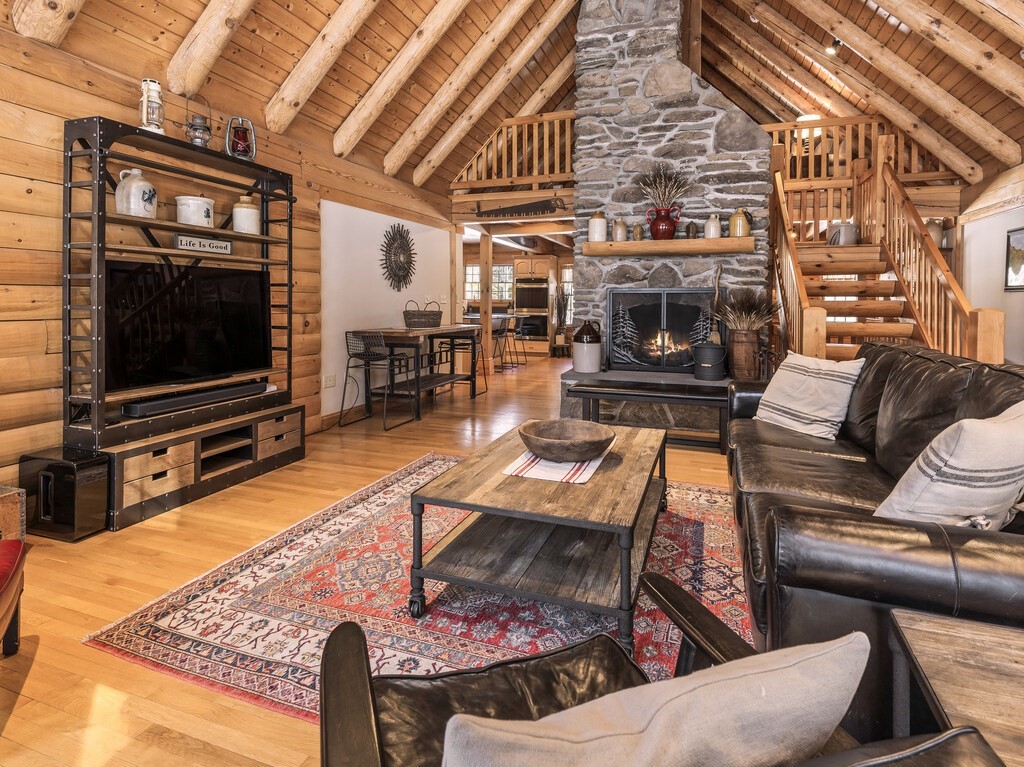 Photo: 34 Simond Hill Rd, Hubbardston, MA Photo: 34 Simond Hill Rd, Hubbardston, MA